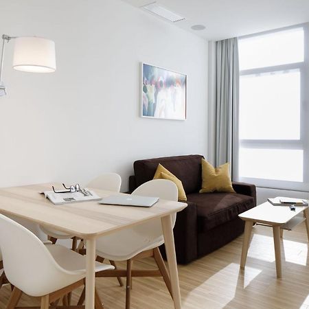 Mush Room Apartamentos เซบีญา ภายนอก รูปภาพ